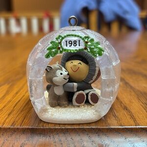 Hallmark 1981 Frosty Friends Ornament Igloo Eskimo Husky Dog Christmas Alaska